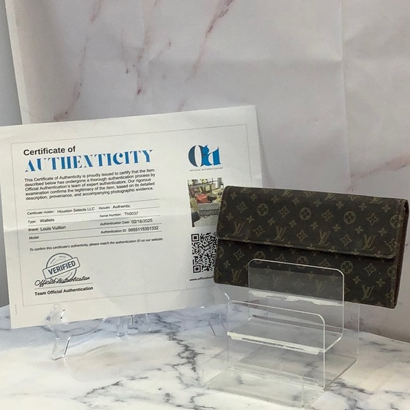 GUC Louis Vuitton Minilin Brown Wallet - Picture 1 of 10